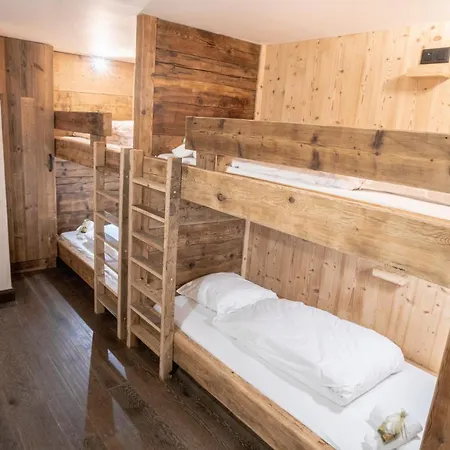 Le Toi Du Monde Bed and breakfast 3*